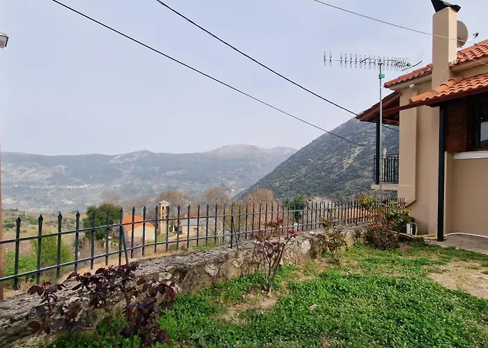 Vella_838 בית נופש Aigeira